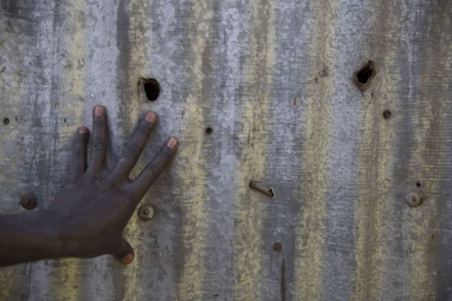 Booliiska ayaa xabbado ku riday xaafadda Dandora sannadihii 2007-8 - qofka gurigan lehna wuu jiibay marka ay rasaastan ku dhacday gurigeeda