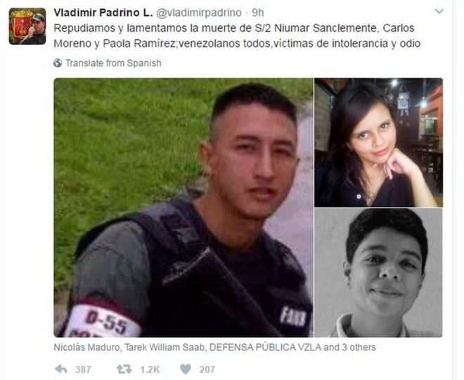 В твиттере министра обороны Венесуэлы Владимира Падрино показаны фотографии трех жертв. Он говорит, что он оплакивает и осуждает их смерть