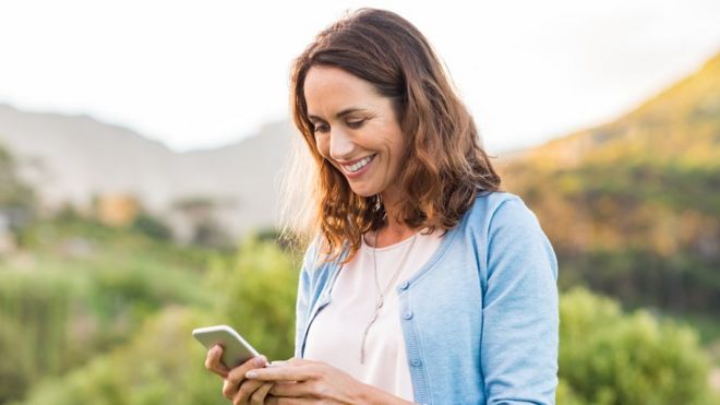 TODO SOBRE WHATSAPP Y  TELEF. SMARTPHONES  - Página 9 _108623716_gettyimages-658618514