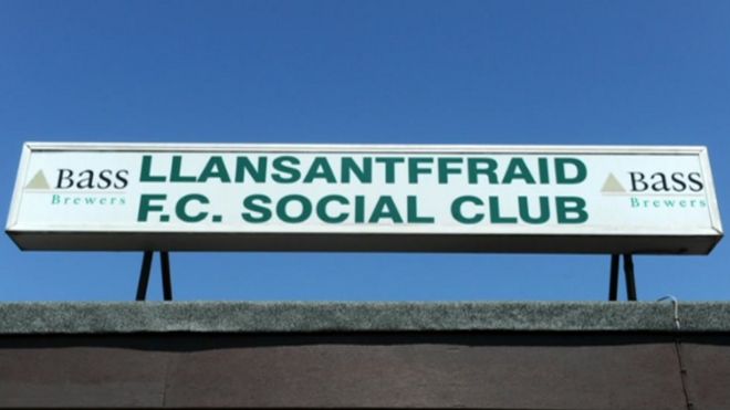 Llansantffraid FC клуб знак