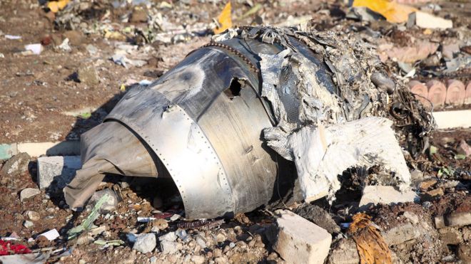 Обломки самолета