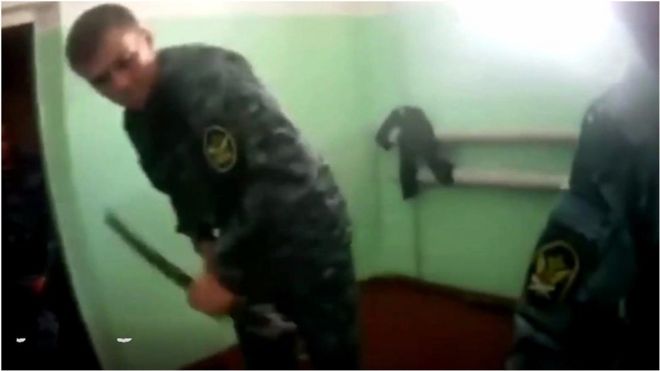 Снимак тортуре у руском затвору