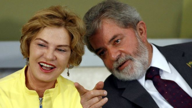 Лула с женой Марисой Летисией в Бразилиа - июнь 2007 г.