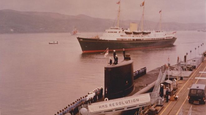 Королевская яхта «Британия» прибывает в Фаслан 10 мая 1968 года.