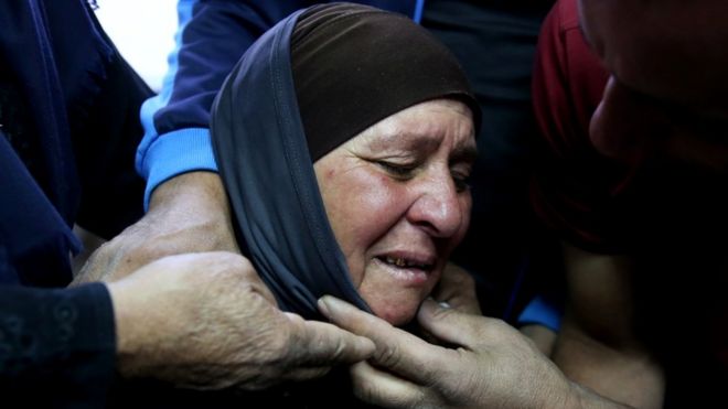 A family member mourns the death of Wajdi Jaafrah (27), who was killed during clashes with the Israeli army