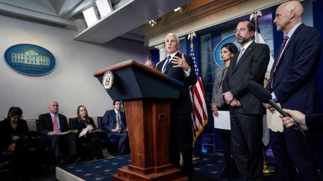 Mike Pence holds press conference o­n coronavirus