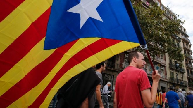 каталонский флаг в Барселоне