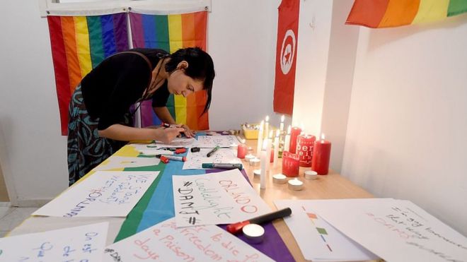 La sodomie est punie de trois ans d'emprisonnement en Tunisie.