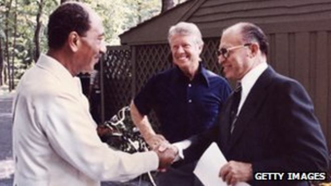 Лидеры Египта и Израиля встретились в Кэмп-Дэвиде в 1978 году, чтобы выработать мирное соглашение