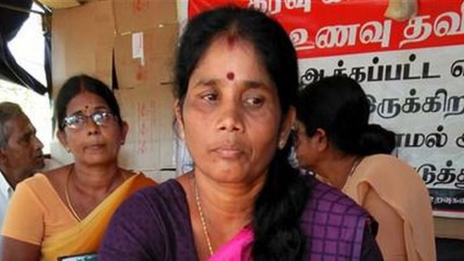 முள்வேலி முகாமில் வாழ்க்கையை தொலைத்து இன்றும் போராடும் ஈழப் பெண்