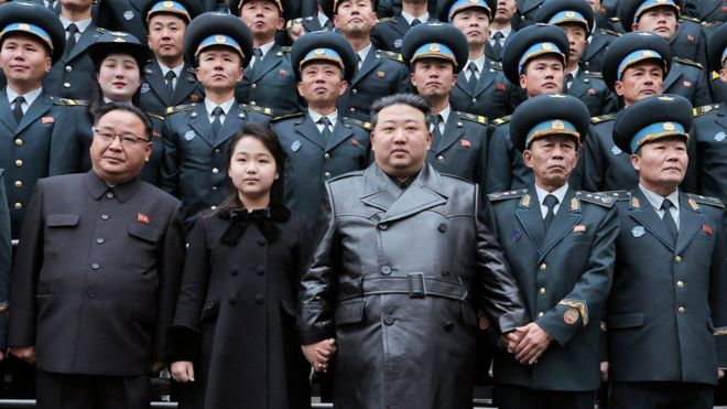 उत्तर कोरियाई शासक किम जोंग-उन