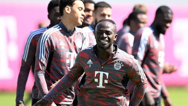 Sadio Mane: Bayern Munich suspend and fine forward for punching team-mate  Leroy Sane after Champions League defeat, Football News