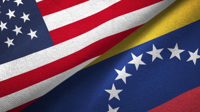 Montaje con las banderas de EE.UU. y Venezuela