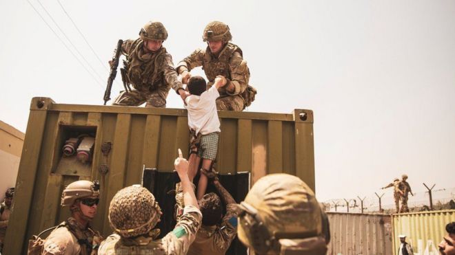 نیروهای بریتانیایی