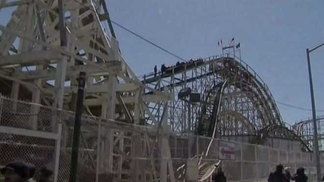 Firefighters rescue people stuck on SeaWorld rollercoaster