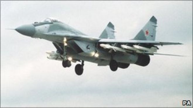 Истребитель Russia Mig 29, во время авиашоу в Британии. PA News,