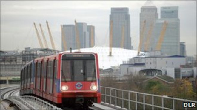 Поезд DLR