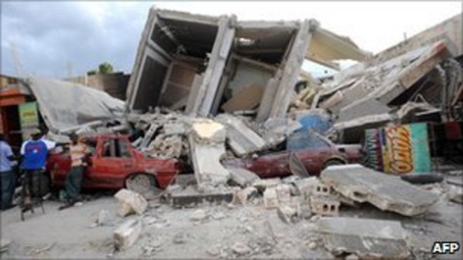 Порт-о-Пренс после землетрясения в январе 2010 года