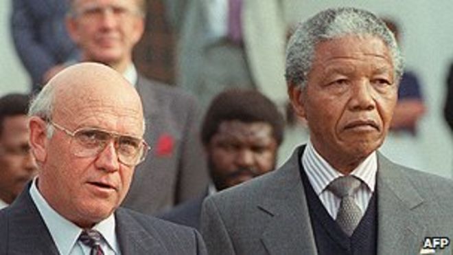 Ф.В. де Клерк (слева) и Нельсон Мандела
