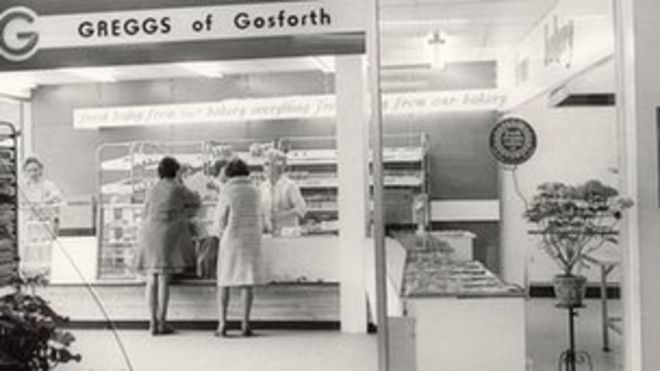 Ранний магазин Греггс в Госфорте