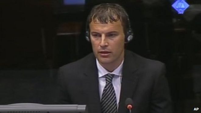Эльведин Пасич дает показания 9 июля 2012 года
