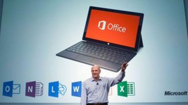 Главный исполнительный директор Microsoft Стив Баллмер запускает Office