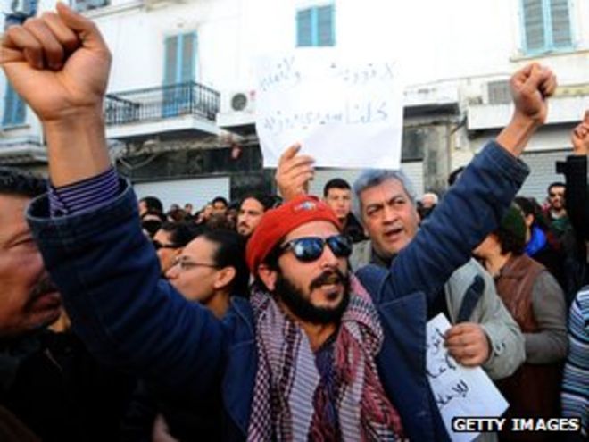Тунисские протестующие, январь 2011