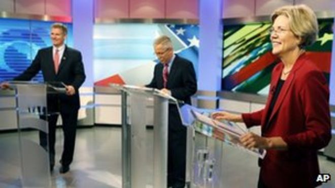 Скотт Браун и Элизабет Уоррен в дебатах 20 сентября 2012 года
