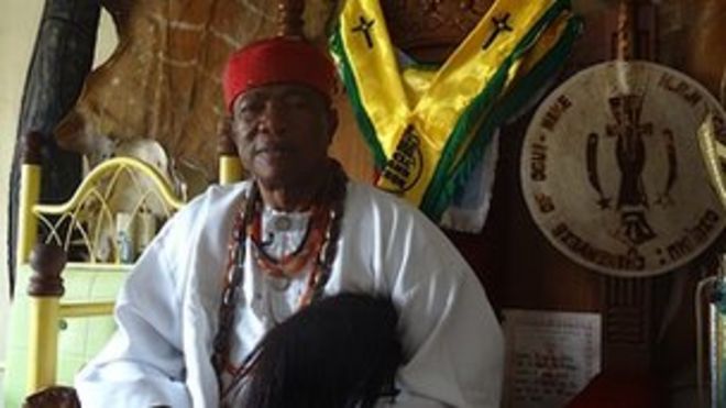 Игве Энтони Оджукву, традиционный правитель Огуи Найк в штате Энугу