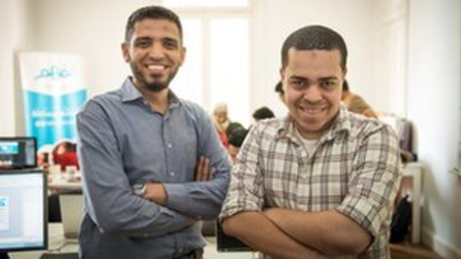 Мостафа Фарахат (слева) с соучредителем образовательного стартапа Nafham Мухаммедом Хабибом