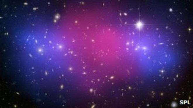 Галактика кластер MACS J0025.4-1222 столкновения