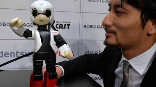 Kirobo с разработчиком Tomotaka Takahashi