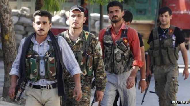 Бойцы Народных сил защиты (YPG) в Алеппо (20 июня 2013 г.)