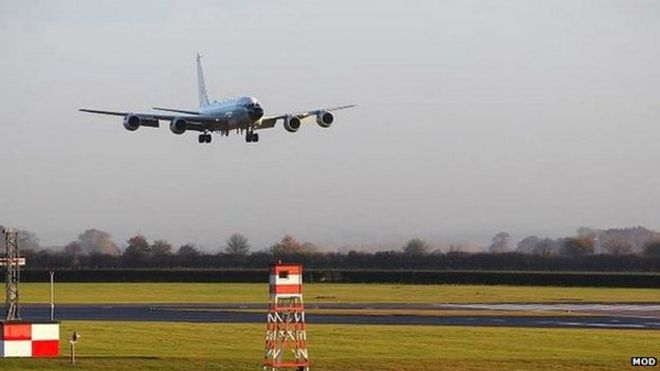 Самолет Rivet Joint прибывает в RAF Waddington