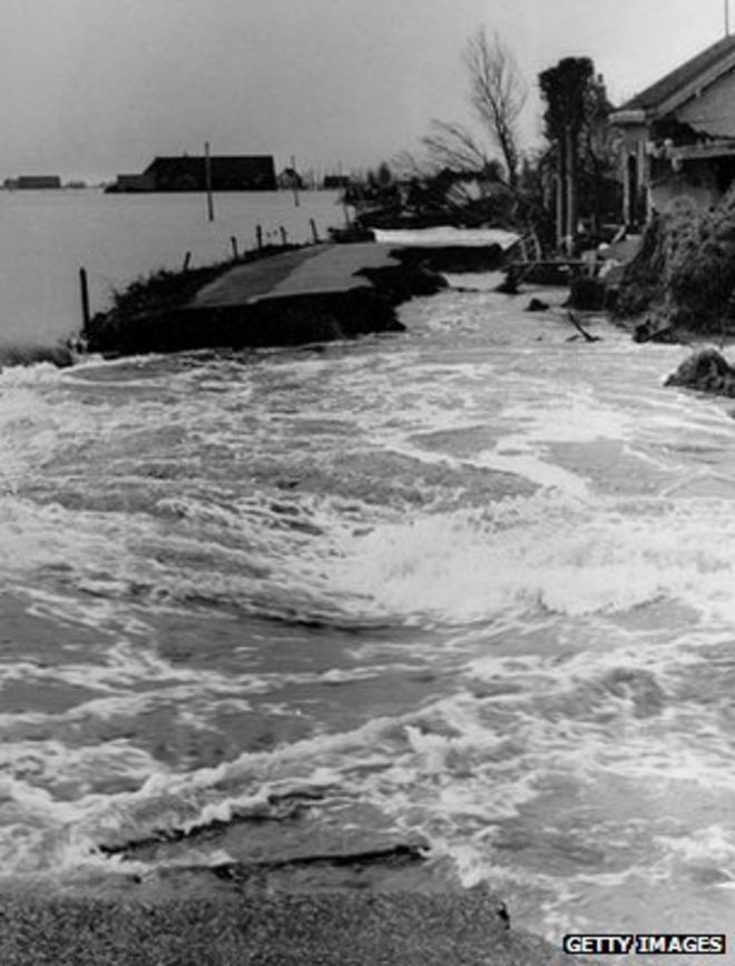 Более 1000 человек погибли в Нидерландах во время наводнения 1953 года (Getty Images)