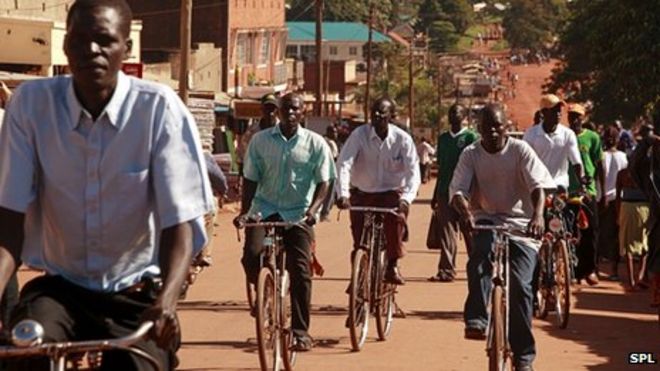 Уганда уличная сцена