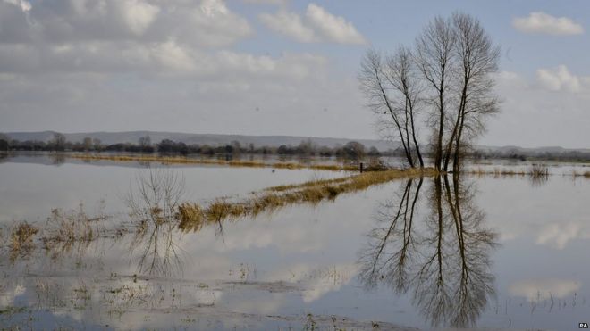 Затопленные уровни Сомерсета в Юго-Западной Англии