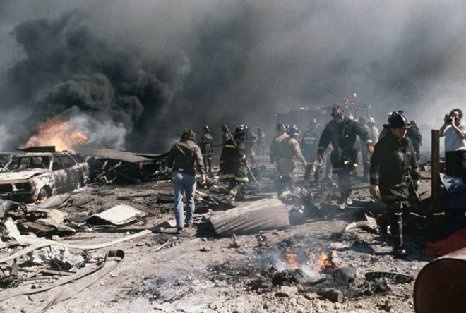 Авария Американских Авиалиний 1979 Последствия аварии на взлетно-посадочной полосе на Тенерифе в 1977 году Обломки на Тенерифе, 1977
