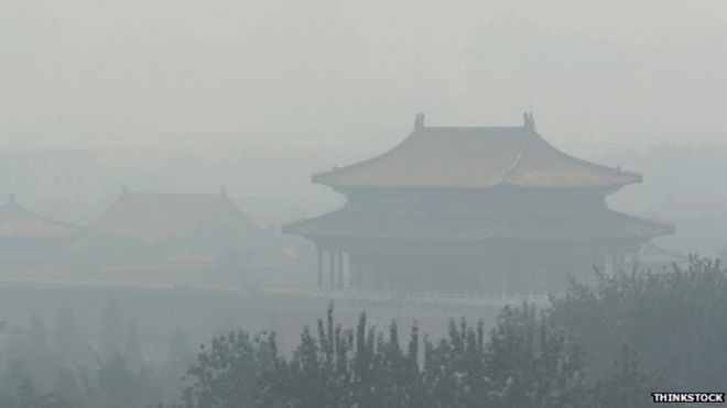 Запретный город сквозь смог