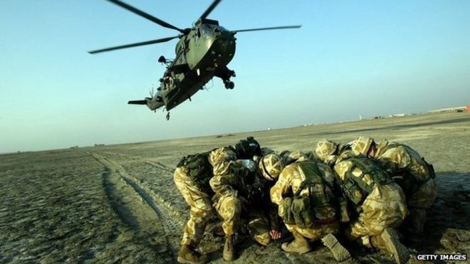 Британские десантники на учениях в Ираке в 2005 году
