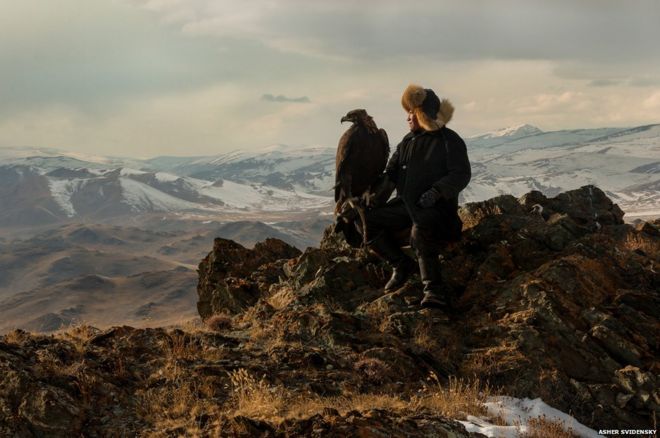 A 13 Year Old Eagle Huntress In Mongolia Bbc News