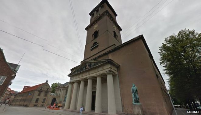 Церковь Девы Марии, Google Maps