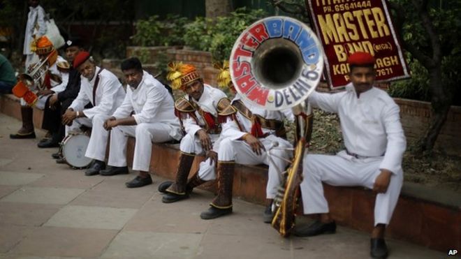 Группа за пределами BJP HQ в Дели 17.05.2014
