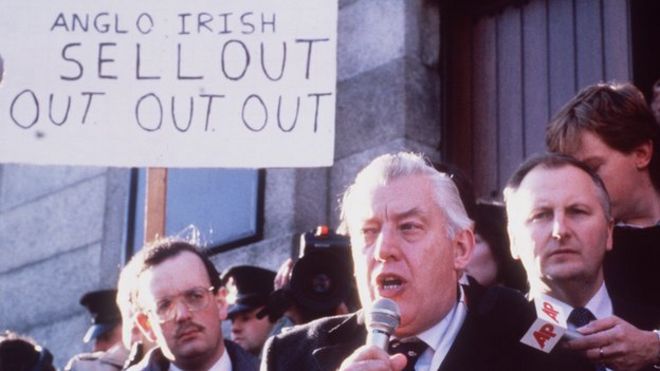 Ян Пейсли на англо-ирландском соглашении протеста