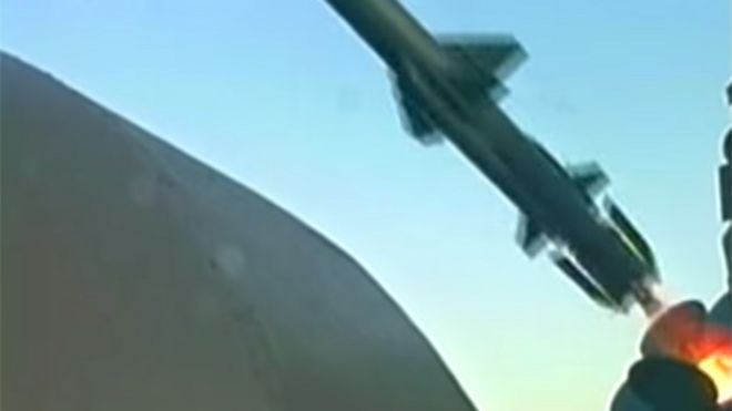 Кадр из северокорейского пропагандистского фильма, в котором показана новая крылатая ракета