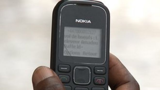 Мобильный телефон с оповещением Daral