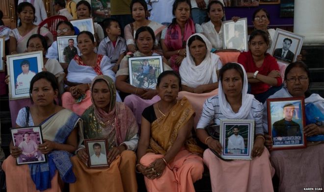 Женщины из Ассоциации семей внесудебных казней в Манипуре
