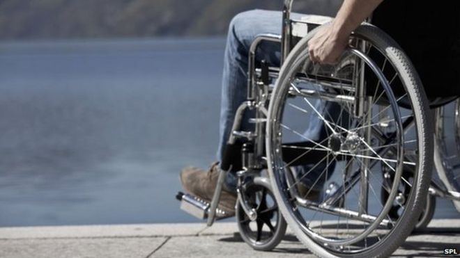 Пользователь инвалидной коляски