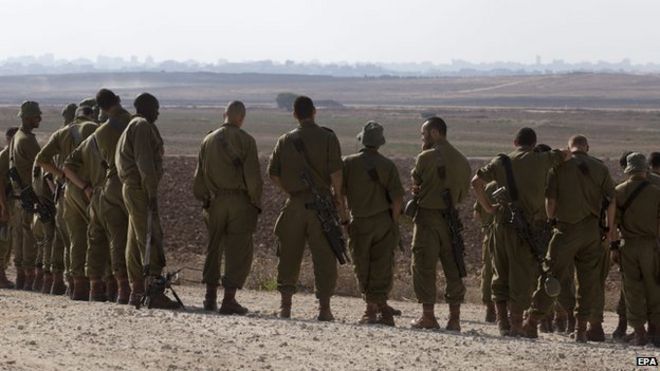 Израильские войска возле границы между Израилем и сектором Газа