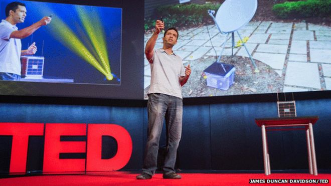 Саид Карим на сцене TED